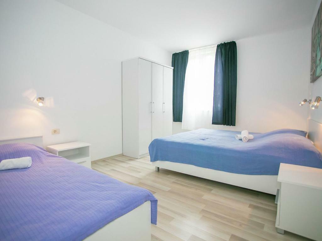 Sesar Apartments Krk - No. 3 Cvita 크르크 외부 사진