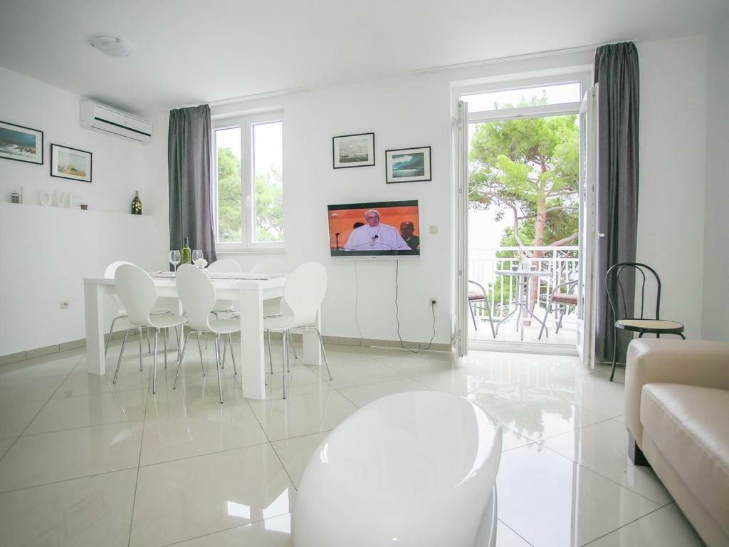 Sesar Apartments Krk - No. 3 Cvita 크르크 외부 사진