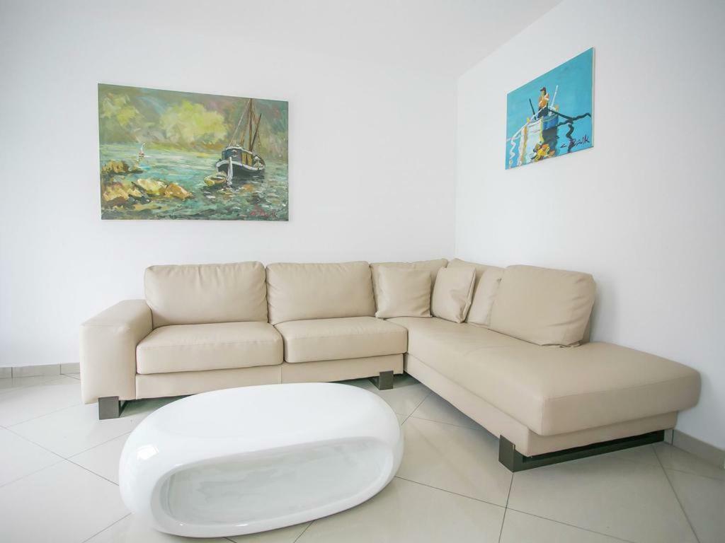 Sesar Apartments Krk - No. 3 Cvita 크르크 외부 사진
